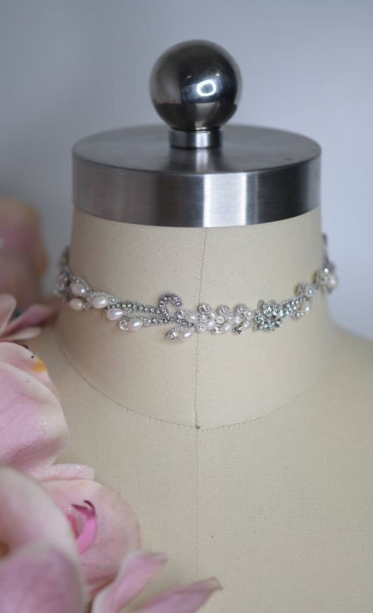 Kendra-Pearl Choker